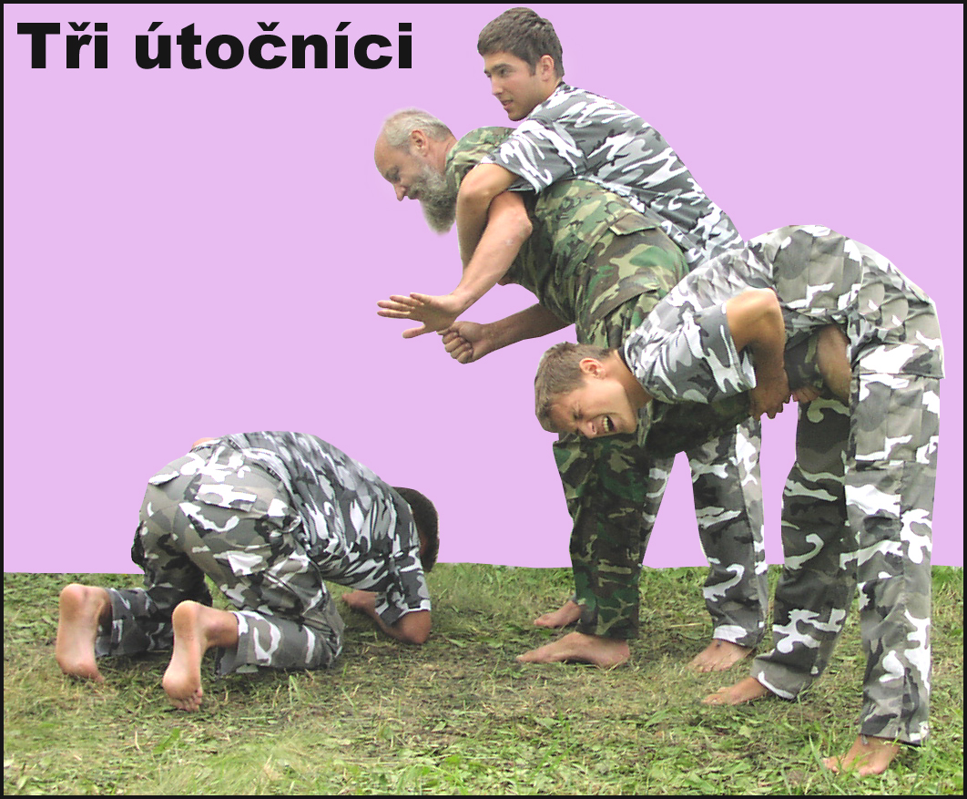 Tri utocnici